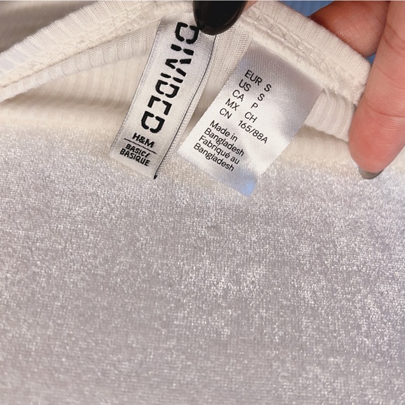 H&M basic strapless crop top. 100% new condition. - Picture 7 of 9